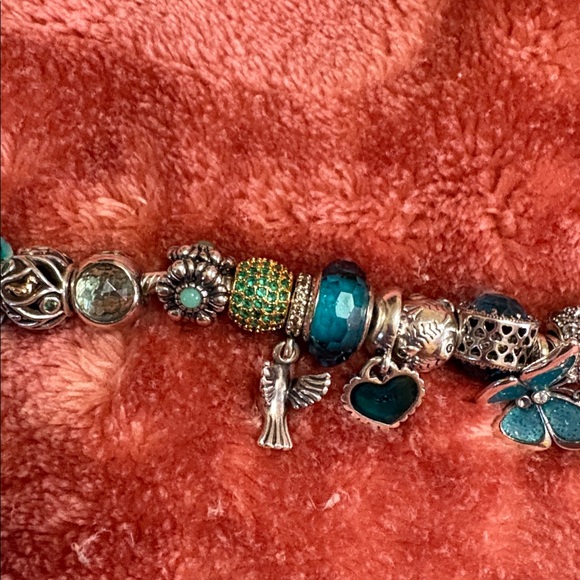 Pandora bracelet with turquoise and silver charms - Picture 3 of 8